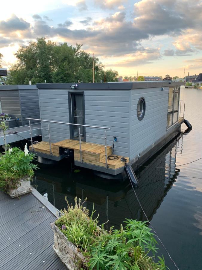 New Houseboat 2 Bedrooms Звартслёйс Экстерьер фото